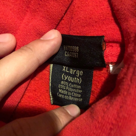 NHL Capitals hoodie size youth xl - Picture 2 of 2